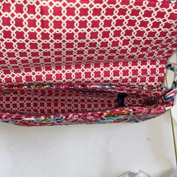 Bag Vera Bradley Knot Just A Clutch Very Berry Paisley Pocket Book Purse - Picture 11 of 11